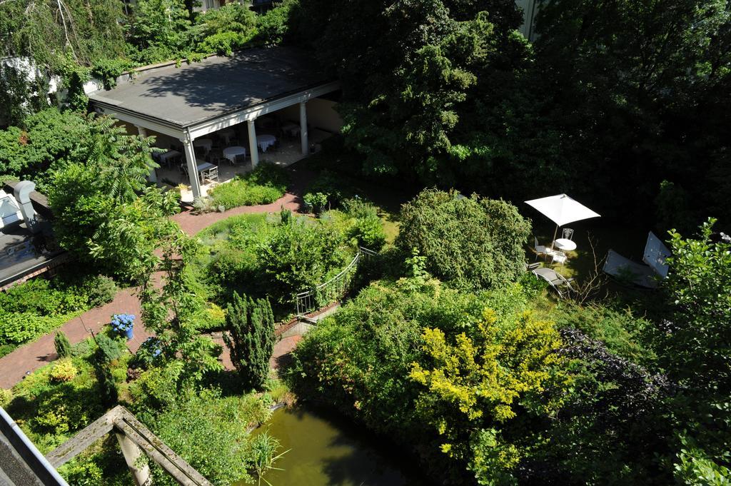 Villa Viktoria Dusseldorf Exterior photo